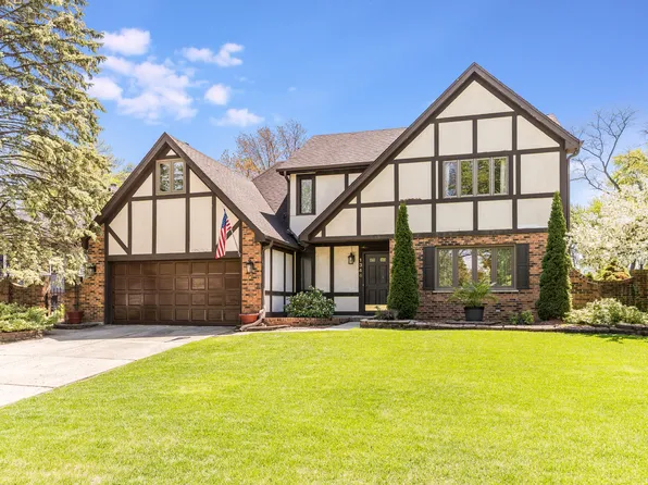 1346 Leverenz Rd, Naperville, IL 60564