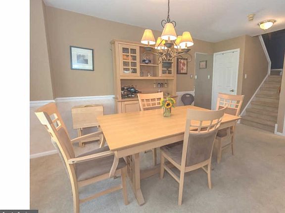 5th image of 21 Redwood Ln