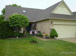 52703 Westcreek Dr, Macomb, MI 48042