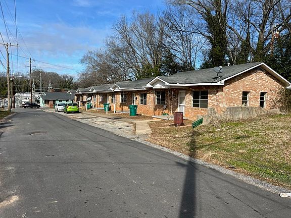 2nd image of 720 Highland Park Dr