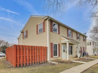 1834 Jamestown Cir, Hoffman Estates, IL 60169