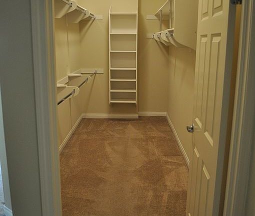 5th image of 12603 Moorpark St Unit 102