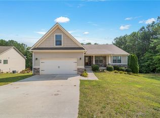 2577 Aaron Ct, Loganville, GA 30052