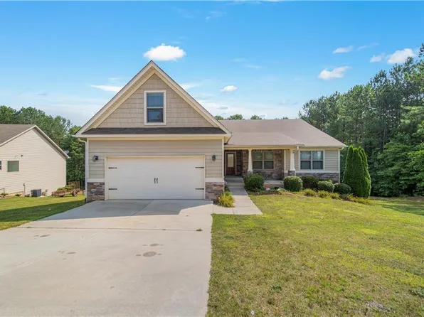 2577 Aaron Ct, Loganville, GA 30052