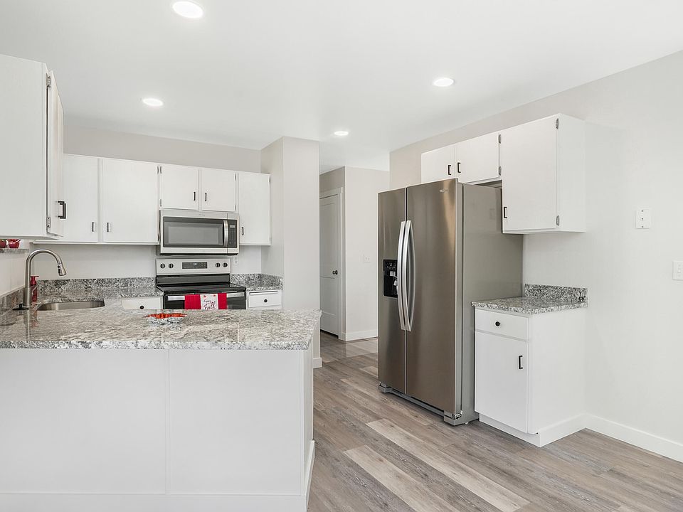 1st image of 4680 W Thayn Dr