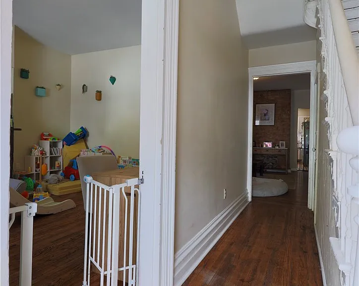 4918 Penn Ave — Photo 4