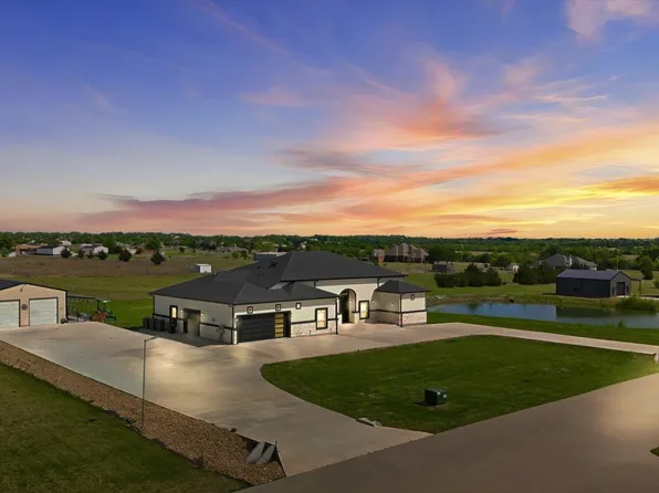 1401 Carter Dr, Royse City, TX 75189