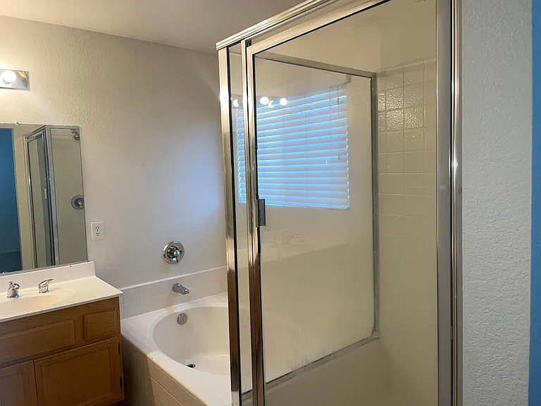 13533 Princeton Dr — Photo 9
