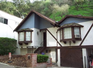 9824 Yoakum Dr, Beverly Hills, CA 90210