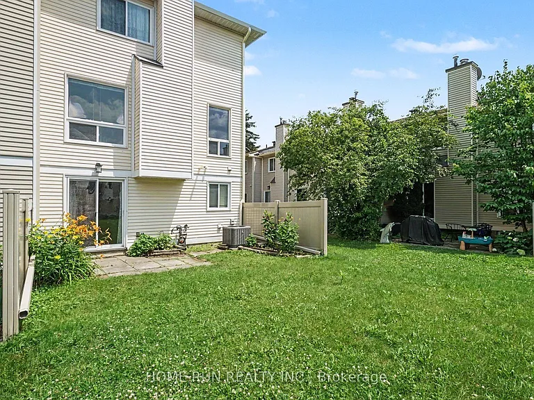 9 D Castlebrook Ln — Photo 24