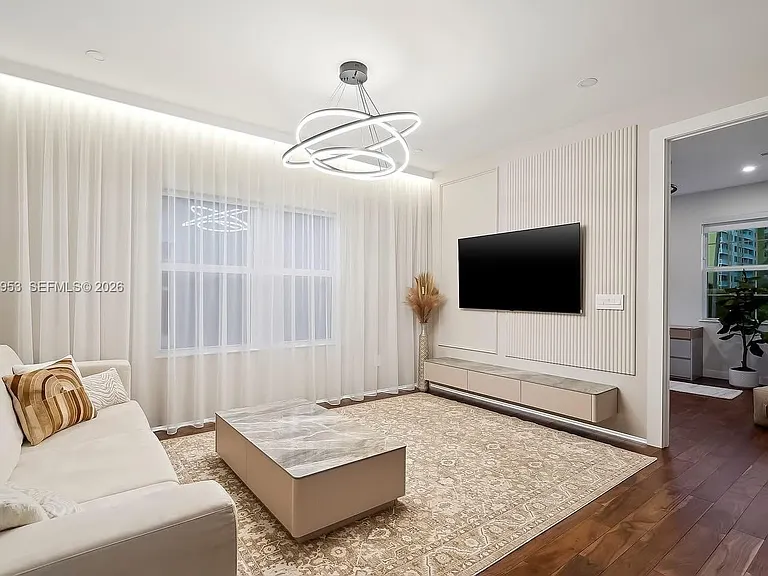 4426 Greenway Dr — Photo 13