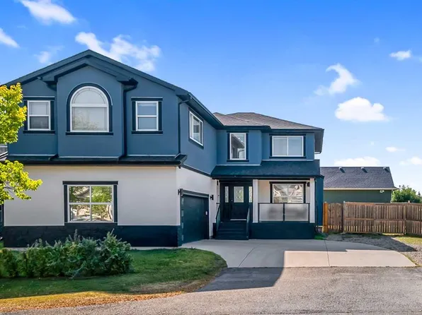 80 N Canoe Sq SW, Airdrie, AB T4B 2N6