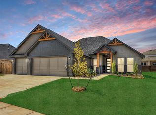 14505 Chambord Dr, Yukon, OK 73099