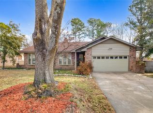 4205 Shawnee Cv, Springdale, AR 72764