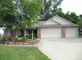 10625 Tidewater Trl, Fort Wayne, IN