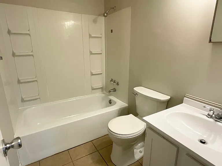 1107 N St — Photo 10