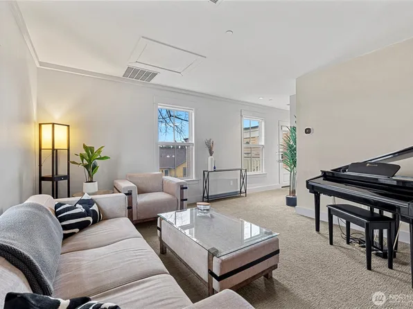 623 Morris Street #B 2, La Conner, WA 98257