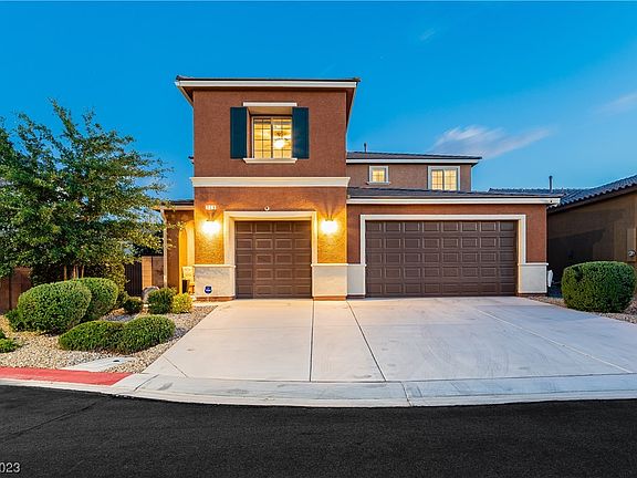 2nd image of 909 Pine Vista Ct