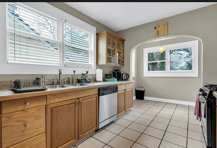 1354 Winburn Dr — Photo 6