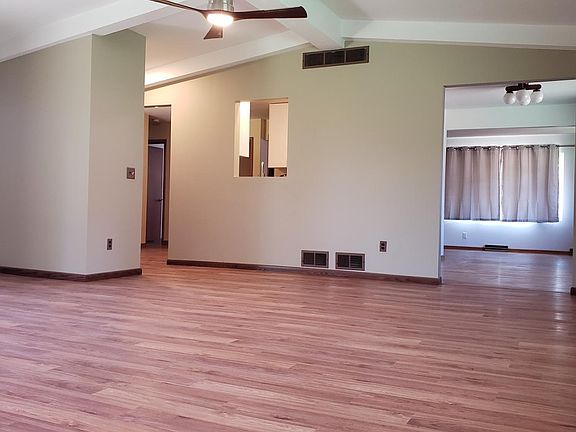 5th image of 10713 Yosemite Rd