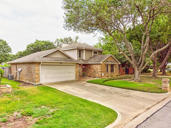 2nd image of 2907 Pitkin Dr