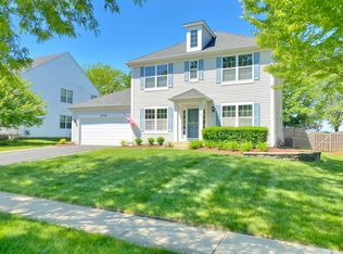 11395 Middletown Ln, Huntley, IL 60142