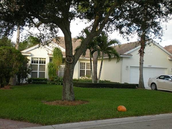 2nd image of 1747 SW Monarch Club Dr
