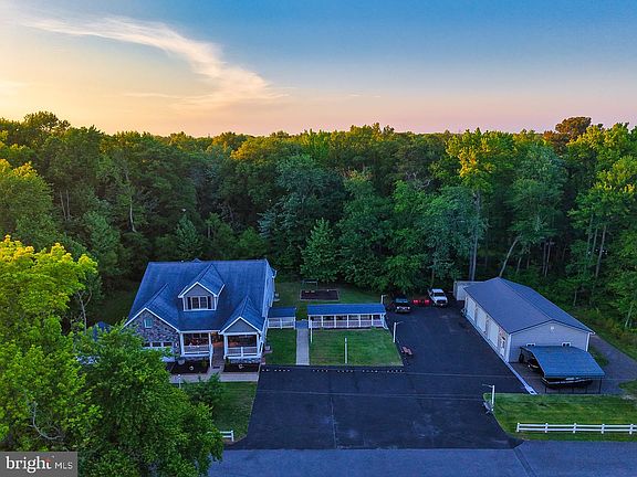 4th image of 8024 Solley Rd