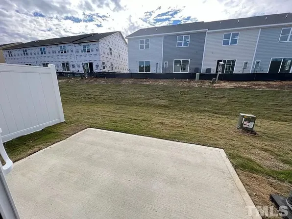 6906 Thalweg Dr, Raleigh, NC 27616