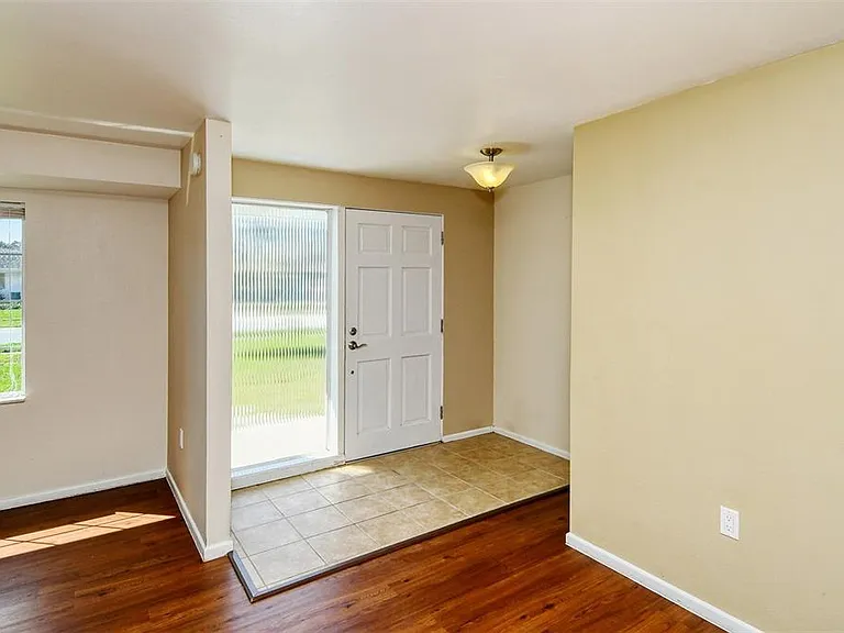 3137 Lockwood Ter — Photo 31