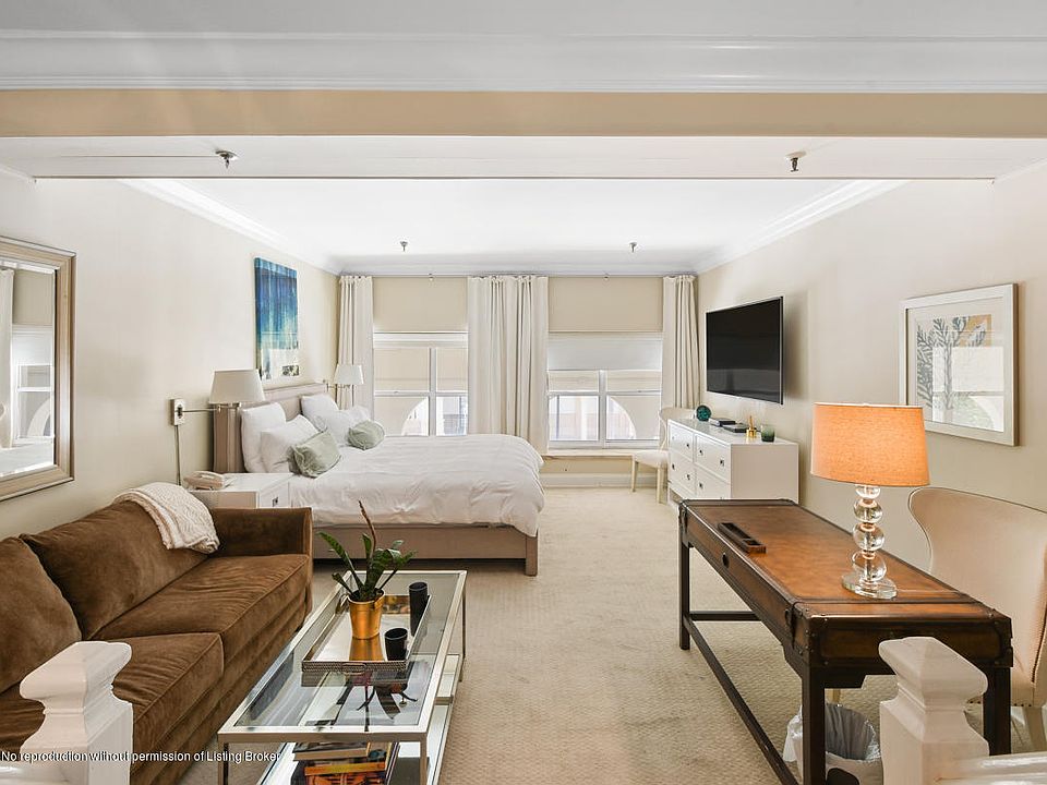1st image of 235 Sunrise Ave #1103