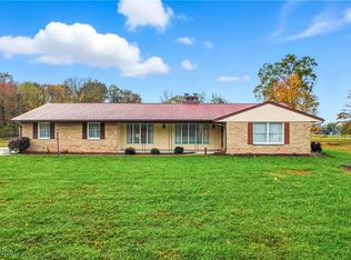 1515 Braceville Robinson Rd, Southington, OH 44470