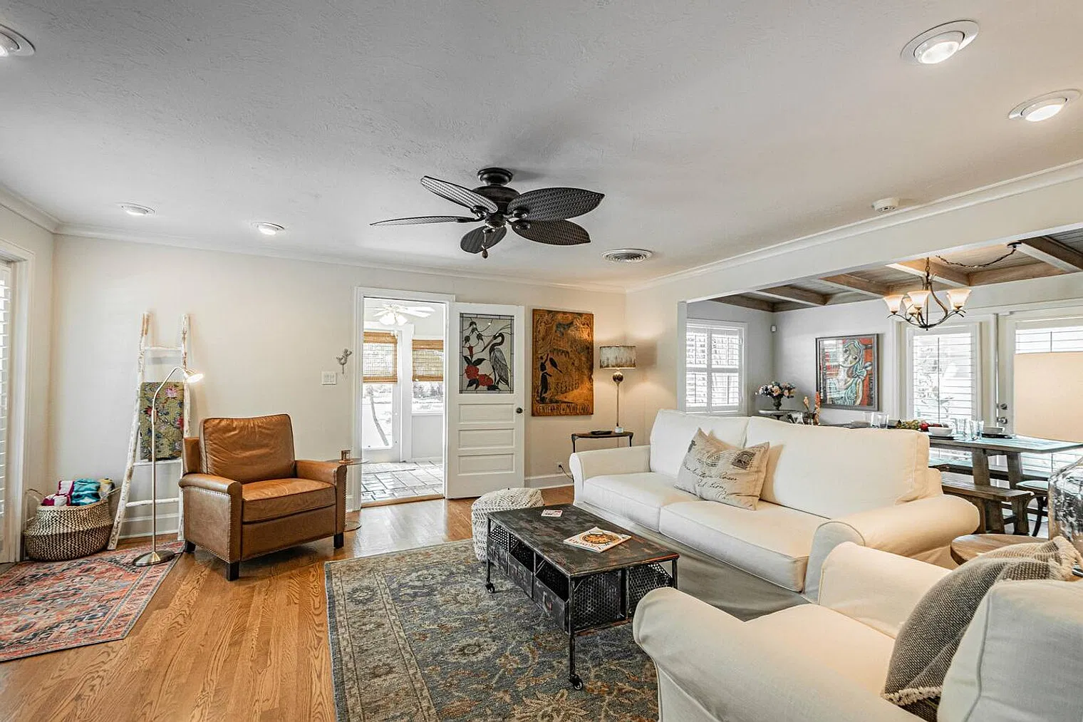 2 bed, 2.0 bath, 1614 sqft, $8,970 — Photo 1