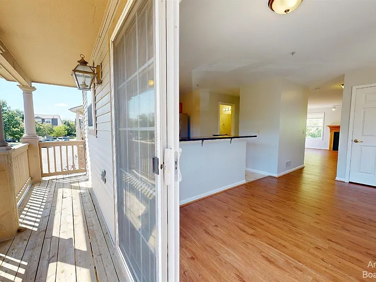 2813 Barclay Way — Photo 6