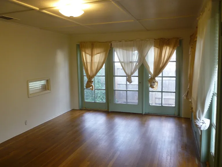 1153 Arcadian Ave — Photo 5