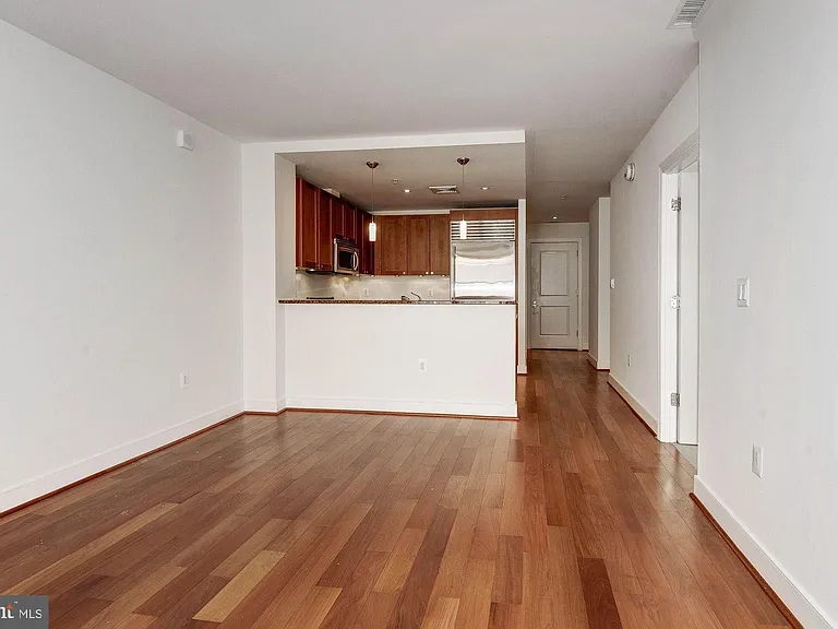 2425 NW #L — Photo 9