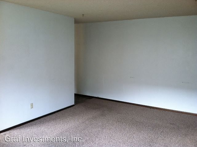 1st image of 1201 River Dr APT 15