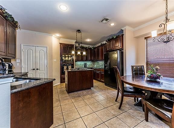 5th image of 7016 Belteau Ln