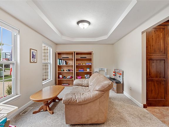 4th image of 1182 Newell Ln