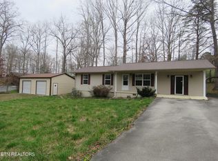 120 Coffee Dr, Helenwood, TN 37755