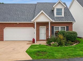 2056 Jennifer St, Akron, OH 44313