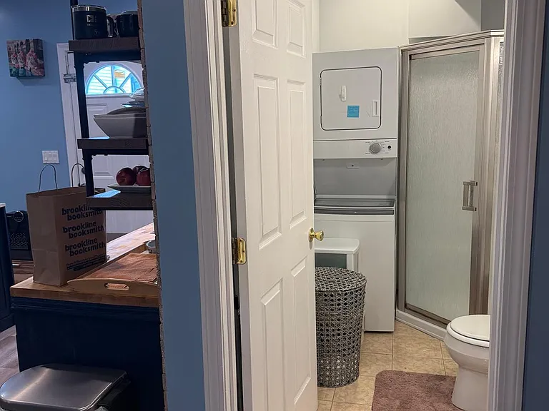 709 Hammond St #2 — Photo 3