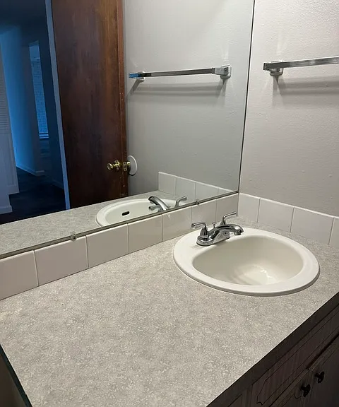 Fairhaven Apartments — Photo 6