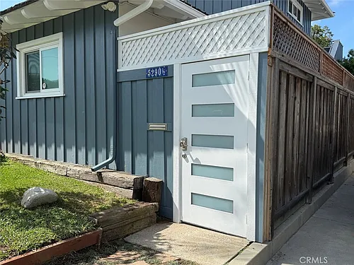 5290 E El Roble St #1/2 Photo 1
