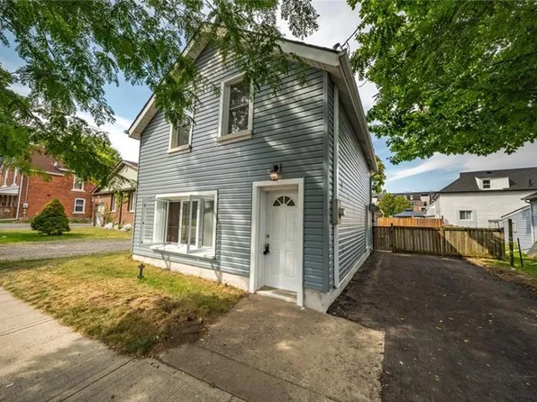 69 Grand River Ave, Brantford, ON N3T 4X2