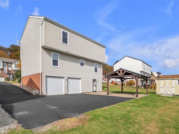 2nd image of 844 Hawk Valley Dr