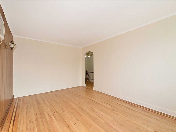 5th image of 2817 41st St