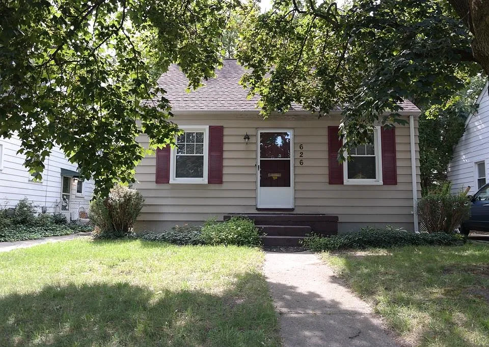 626 E Twelve Mile Rd