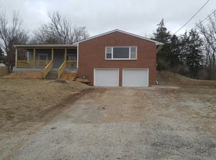 217 Glenwood Ave, Bonner Springs, KS 66012