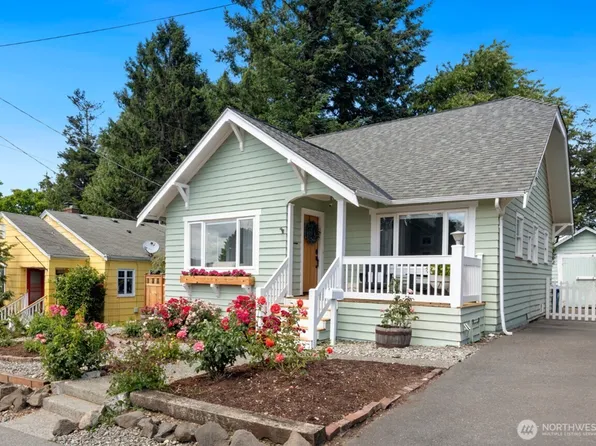 4106 SW Kenyon Street, Seattle, WA 98136